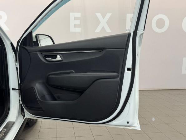 Kia Rio IV с пробегом 2018 года, цена 1 450 000 рублей, 96773 км, хэтчбек, Автокод Объявления