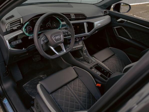 Audi Q3 II (F3) с пробегом 2024 года, цена 3 195 000 рублей, 11000 км, внедорожник, Автокод Объявления
