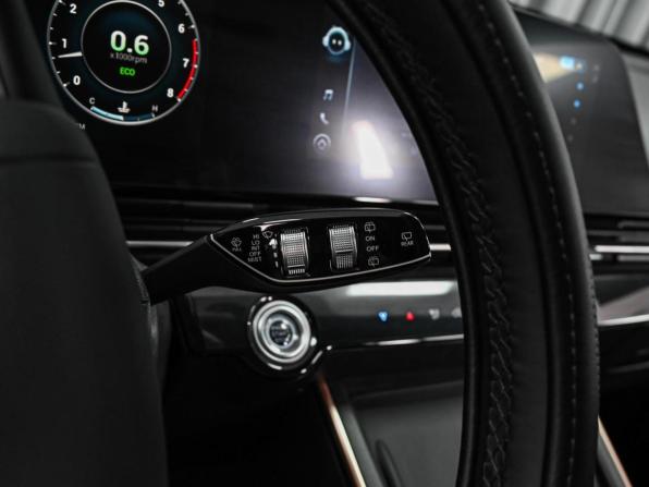 Omoda C5 I с пробегом 2024 года, цена 1 799 000 рублей, 37278 км, внедорожник, Автокод Объявления