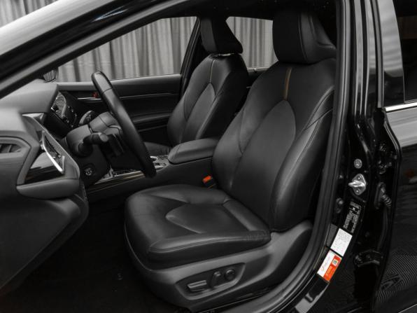 Toyota Camry VIII (XV70) с пробегом 2019 года, цена 3 240 000 рублей, 91121 км, седан, Автокод Объявления
