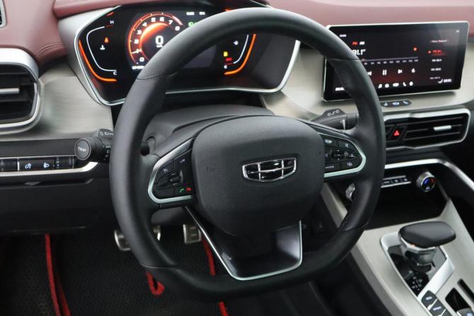 Geely Coolray I с пробегом 2023 года, цена 1 799 000 рублей, 66500 км, внедорожник, Автокод Объявления