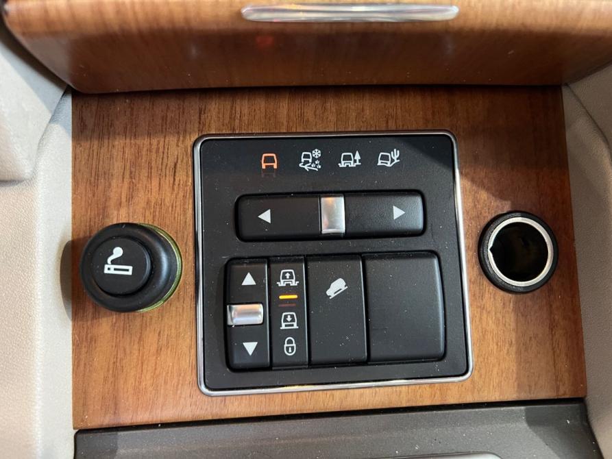 Land Rover Discovery IV Рестайлинг Москва  - изображение 26