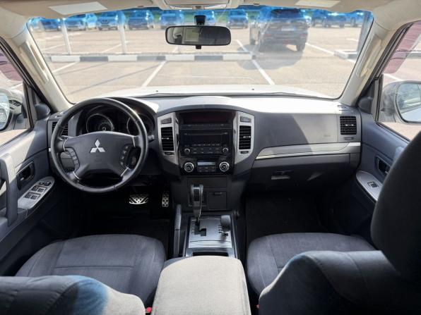 Mitsubishi Pajero IV Рестайлинг 2 с пробегом 2014 года, цена 2 650 000 рублей, 96396 км, внедорожник, Автокод Объявления