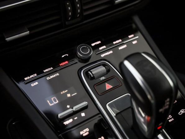 Porsche Cayenne III с пробегом 2019 года, цена 8 999 000 рублей, 85215 км, внедорожник, Автокод Объявления