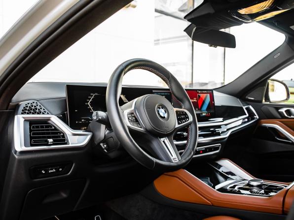 BMW X6 III (G06) Рестайлинг с пробегом 2024 года, цена 17 500 000 рублей, 104 км, внедорожник, Автокод Объявления