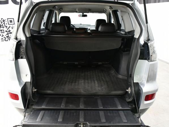 Mitsubishi Outlander II Рестайлинг с пробегом 2010 года, цена 1 255 000 рублей, 276009 км, внедорожник, Автокод Объявления