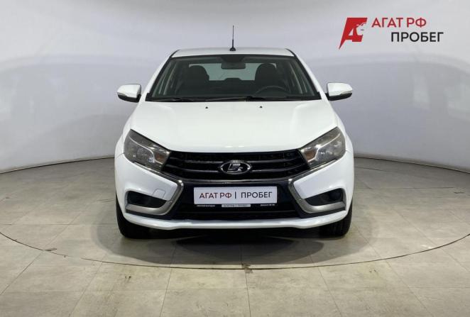 Lada (ВАЗ) Vesta I с пробегом 2021 года, цена 755 000 рублей, 300925 км, седан, Автокод Объявления