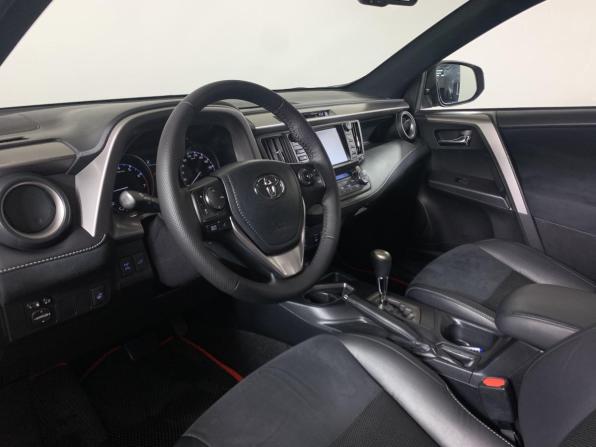Toyota RAV4 IV (XA40) Рестайлинг с пробегом 2016 года, цена 2 700 000 рублей, 109000 км, внедорожник, Автокод Объявления