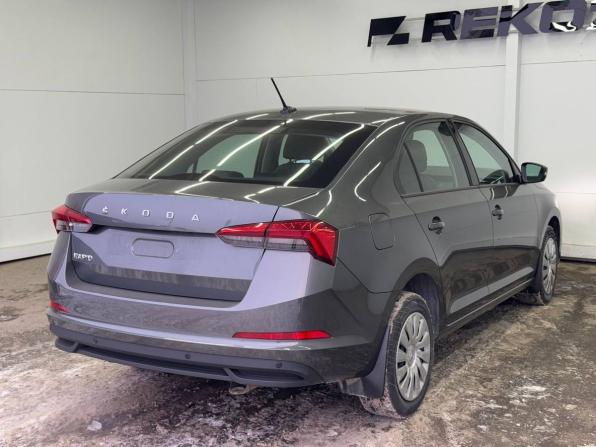 Skoda Rapid II с пробегом 2022 года, цена 2 149 000 рублей, 43718 км, лифтбек, Автокод Объявления