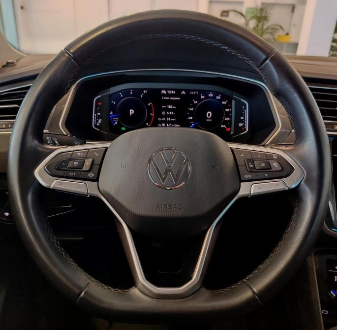 Volkswagen Tiguan II Рестайлинг Санкт-Петербург  - изображение 18