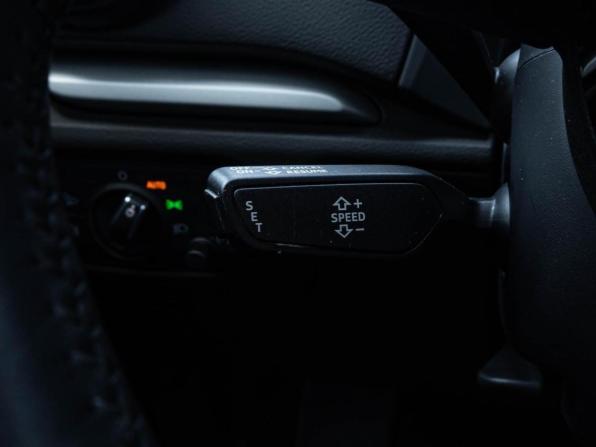 Audi A3 III (8V) Рестайлинг с пробегом 2018 года, цена 2 380 000 рублей, 106926 км, седан, Автокод Объявления