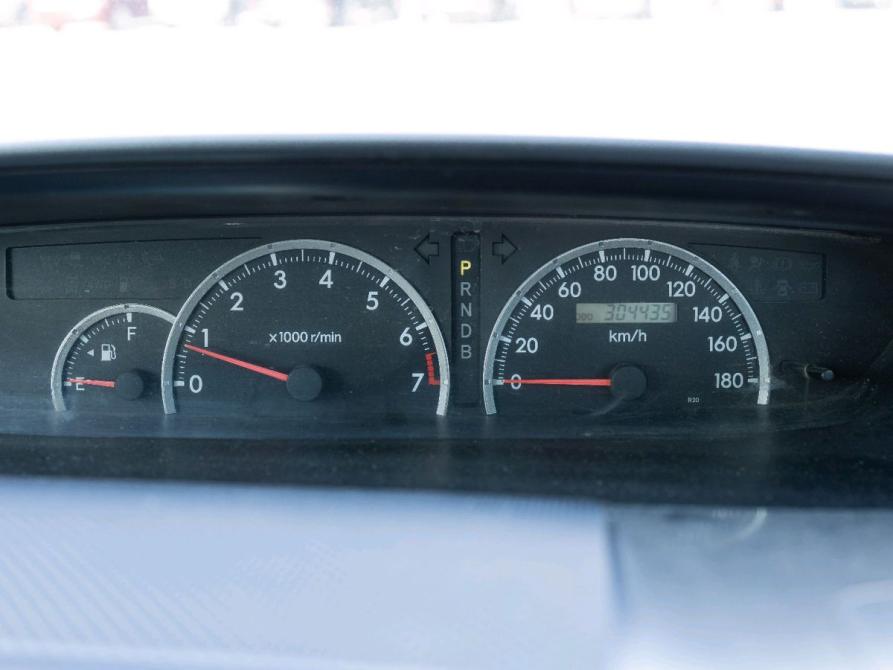 Toyota Voxy I (R60) Ижевск  - изображение 19
