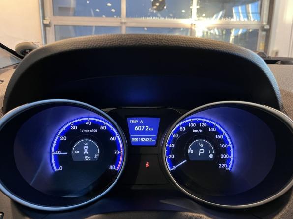 Hyundai ix35 I с пробегом 2010 года, цена 1 365 000 рублей, 182521 км, внедорожник, Автокод Объявления