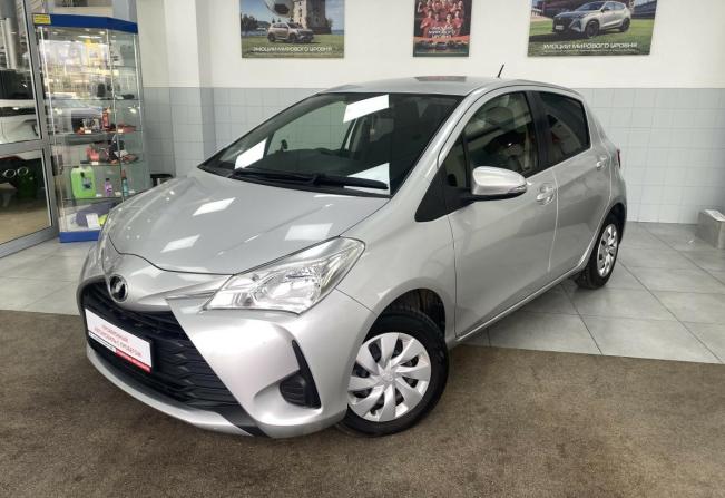 Toyota Vitz III (XP130) Рестайлинг 2 с пробегом 2018 года, цена 975 000 рублей, 101107 км, хэтчбек, Автокод Объявления
