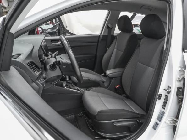 Hyundai Solaris II Рестайлинг с пробегом 2021 года, цена 1 830 000 рублей, 77469 км, седан, Автокод Объявления