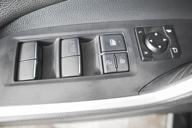 Toyota RAV4 V (XA50) с пробегом 2019 года, цена 2 939 000 рублей, 235000 км, внедорожник, Автокод Объявления