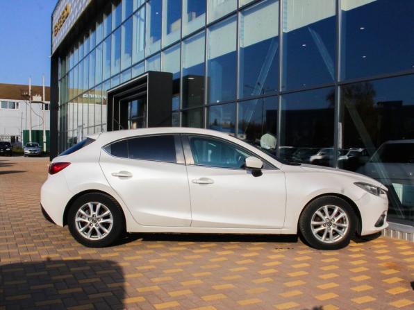 Mazda 3 III (BM) с пробегом 2013 года, цена 1 065 000 рублей, 209078 км, хэтчбек, Автокод Объявления