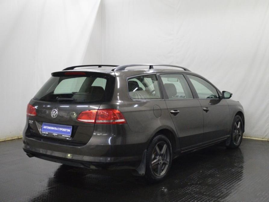 Volkswagen Passat B7 Санкт-Петербург  - изображение 4