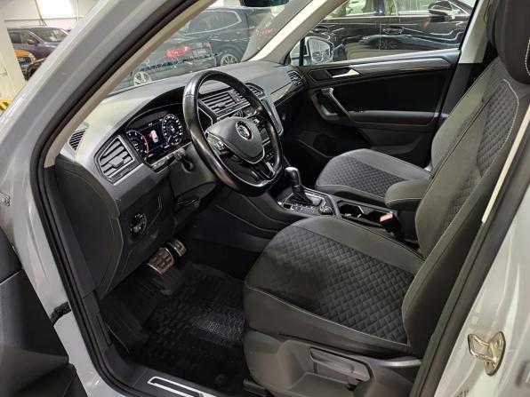Volkswagen Tiguan II с пробегом 2018 года, цена 2 290 000 рублей, 216000 км, внедорожник, Автокод Объявления