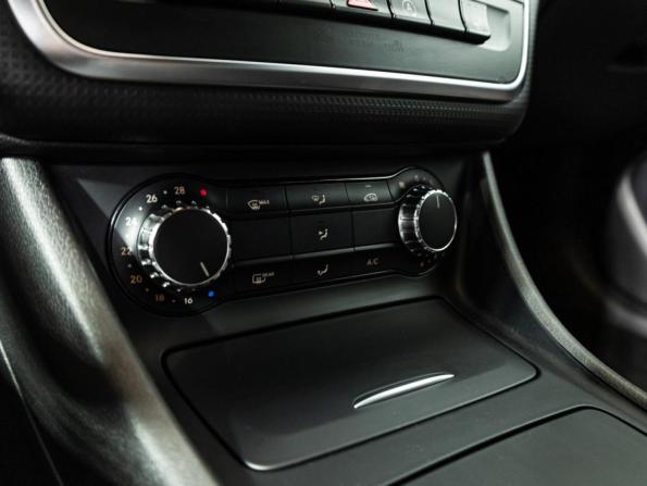 Mercedes-Benz A-Класс III (W176) с пробегом 2015 года, цена 1 349 585 рублей, 160437 км, хэтчбек, Автокод Объявления