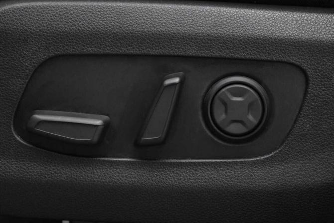 Kia Carnival IV с пробегом 2022 года, цена 4 425 000 рублей, 50743 км, минивэн, Автокод Объявления