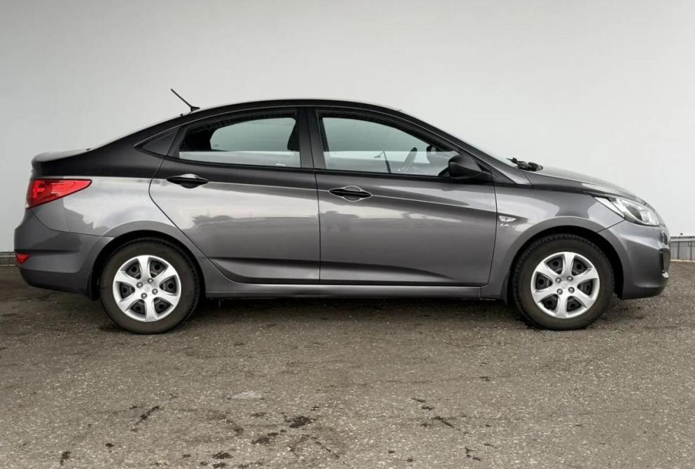 Hyundai Solaris I Киров  - изображение 4