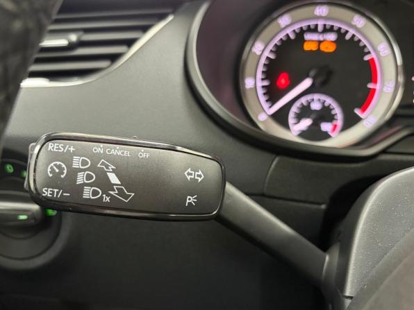 Skoda Octavia III (A7) Рестайлинг с пробегом 2020 года, цена 2 098 000 рублей, 42602 км, лифтбек, Автокод Объявления