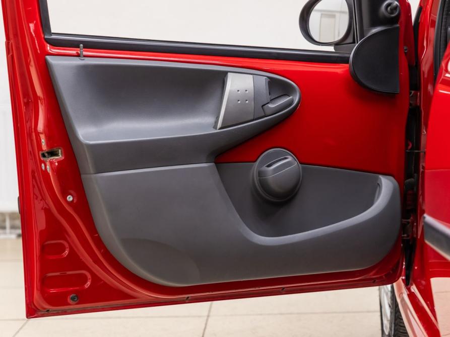 Peugeot 107 I Рестайлинг Волгоград  - изображение 20