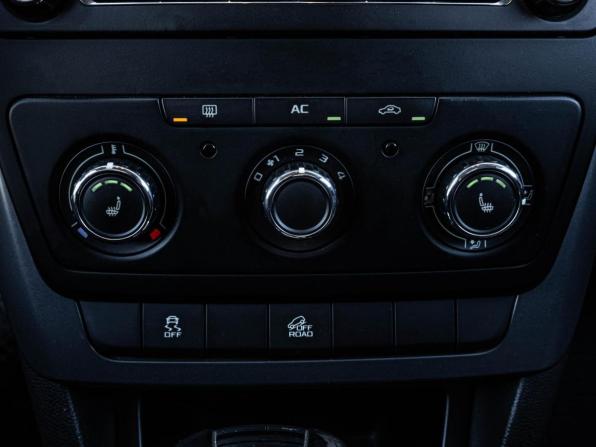Skoda Yeti I с пробегом 2012 года, цена 1 299 000 рублей, 76658 км, внедорожник, Автокод Объявления