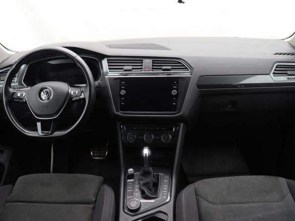 Volkswagen Tiguan II с пробегом 2018 года, цена 2 380 000 рублей, 137138 км, внедорожник, Автокод Объявления