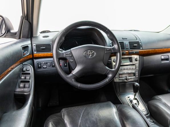 Toyota Avensis II Рестайлинг с пробегом 2006 года, цена 1 038 000 рублей, 196784 км, седан, Автокод Объявления