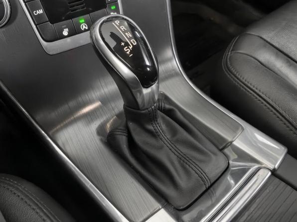 Volvo XC60 I Рестайлинг с пробегом 2016 года, цена 2 288 000 рублей, 155325 км, внедорожник, Автокод Объявления
