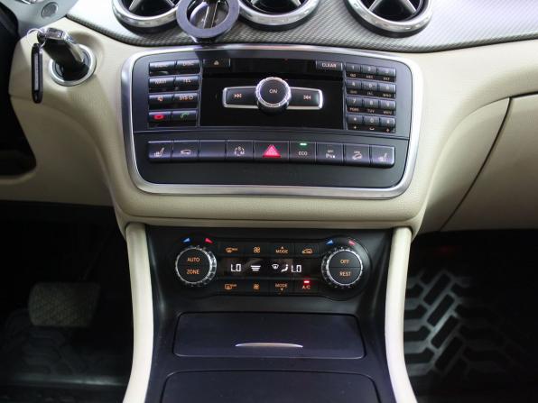 Mercedes-Benz GLA I (X156) с пробегом 2014 года, цена 1 650 000 рублей, 180000 км, внедорожник, Автокод Объявления