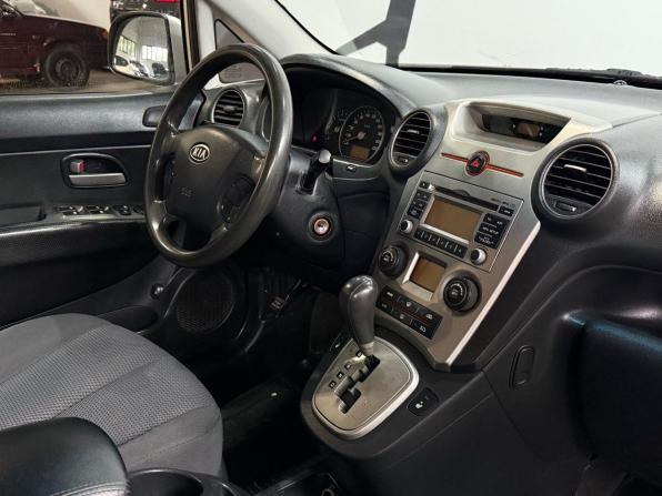 Kia Carens II (UN) с пробегом 2010 года, цена 769 900 рублей, 216000 км, компактвэн, Автокод Объявления