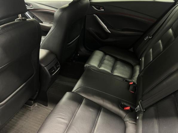 Mazda 6 III (GJ) Рестайлинг с пробегом 2015 года, цена 1 585 000 рублей, 202074 км, седан, Автокод Объявления