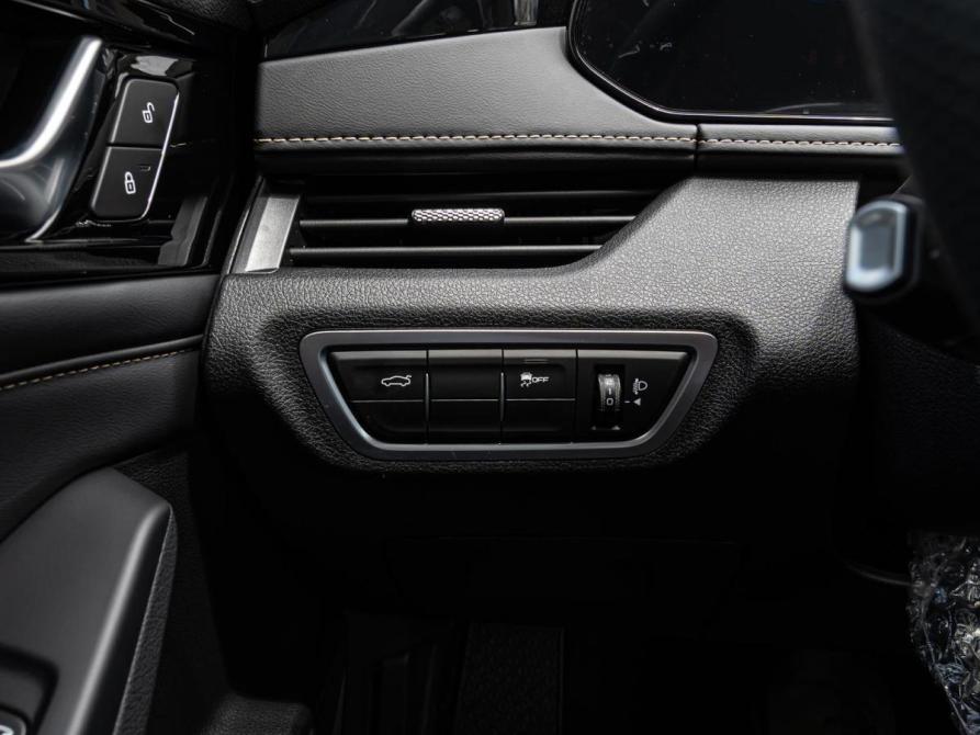 FAW Bestune B70 I Рестайлинг Краснодар  - изображение 19