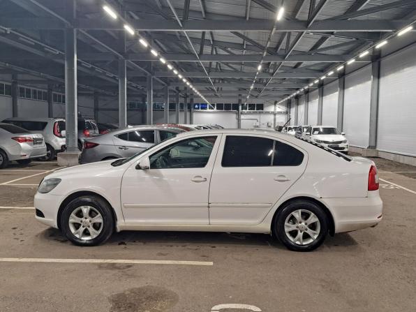 Skoda Octavia II (A5) Рестайлинг с пробегом 2011 года, цена 710 000 рублей, 180000 км, лифтбек, Автокод Объявления