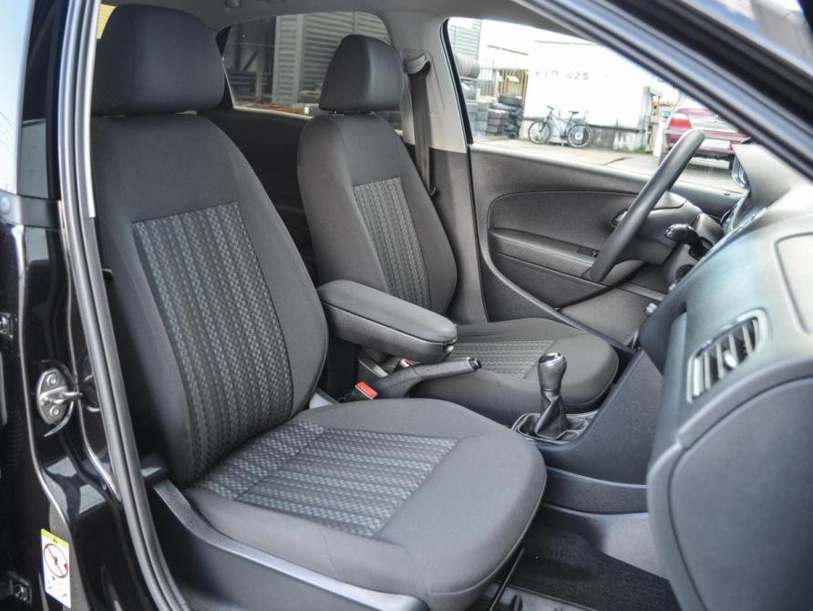 Volkswagen Polo V Рестайлинг Курган  - изображение 8