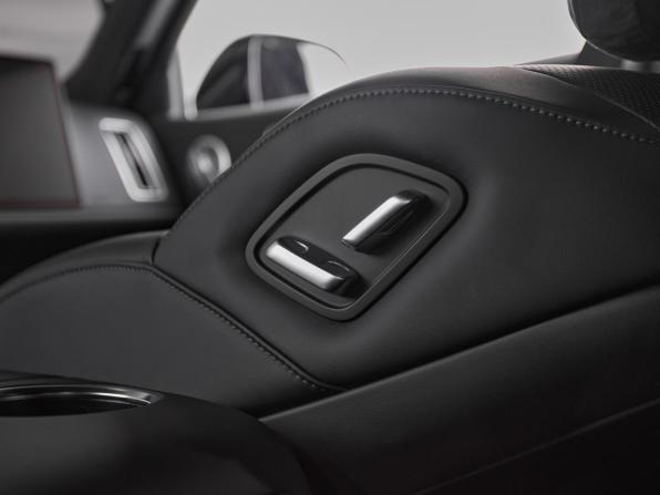 Новый Li Auto (Lixiang) L9 I Рестайлинг 2025 года, цена 11 990 000 рублей, внедорожник, Автокод Объявления