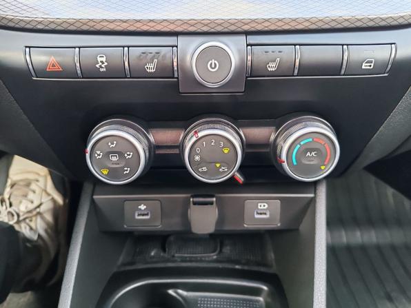 Lada (ВАЗ) Vesta I Рестайлинг (NG) с пробегом 2025 года, цена 1 399 000 рублей, 22813 км, универсал, Автокод Объявления