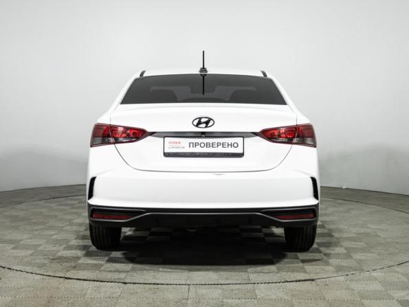 Hyundai Solaris II Рестайлинг с пробегом 2021 года, цена 1 529 777 рублей, 92949 км, седан, Автокод Объявления