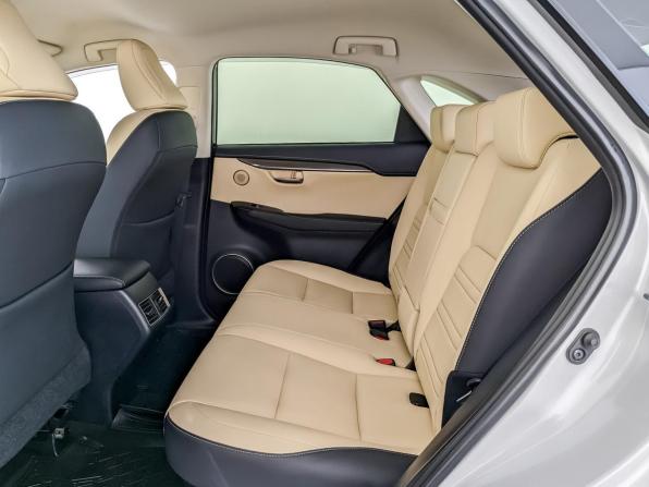 Lexus NX I Рестайлинг с пробегом 2019 года, цена 3 500 000 рублей, 30525 км, внедорожник, Автокод Объявления