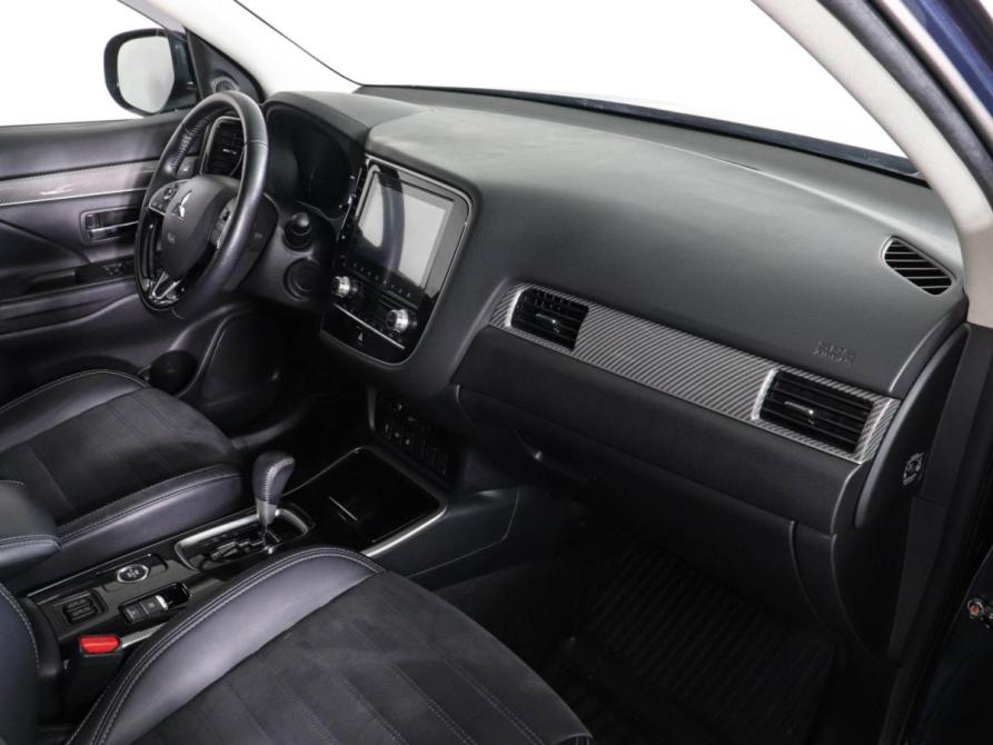 Mitsubishi Outlander III Рестайлинг 3 Химки  - изображение 11