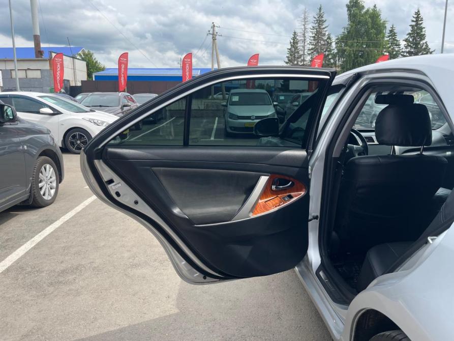 Toyota Camry VI (XV40) Рестайлинг Альметьевск  - изображение 17