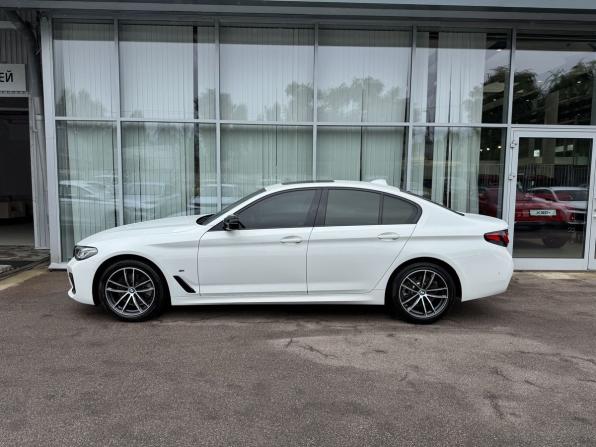BMW 5 серии VII (G30/G31/G38) Рестайлинг с пробегом 2022 года, цена 4 260 999 рублей, 42632 км, седан, Автокод Объявления