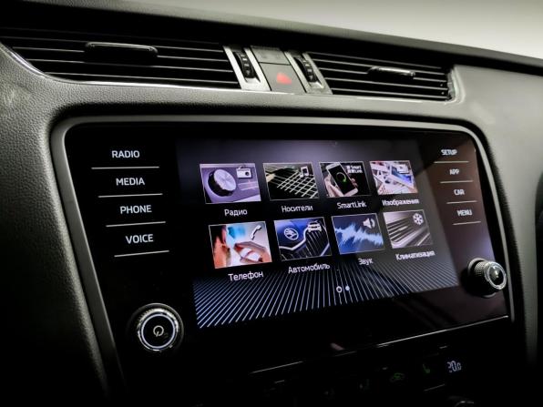 Skoda Octavia III (A7) Рестайлинг с пробегом 2019 года, цена 2 300 000 рублей, 47871 км, лифтбек, Автокод Объявления