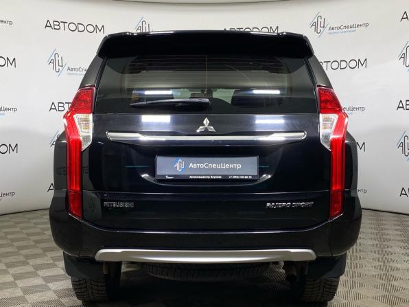 Mitsubishi Pajero Sport III с пробегом 2018 года, цена 2 667 000 рублей, 216921 км, внедорожник, Автокод Объявления