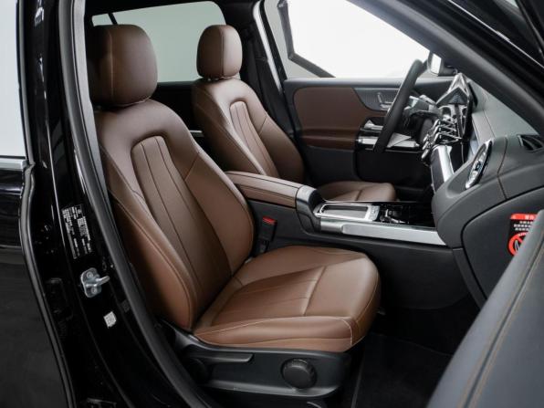 Mercedes-Benz GLB I (X247) Рестайлинг с пробегом 2025 года, цена 6 309 000 рублей, 300 км, внедорожник, Автокод Объявления