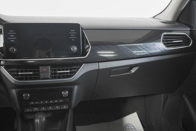 Volkswagen Polo VI с пробегом 2021 года, цена 2 049 000 рублей, 55300 км, лифтбек, Автокод Объявления