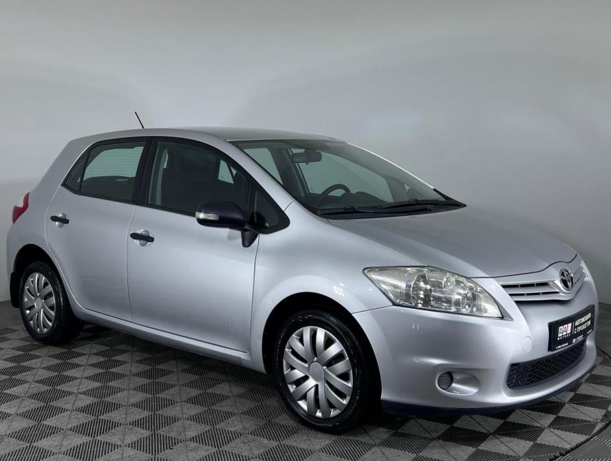 Toyota Auris I Рестайлинг Ростов-на-Дону  - изображение 3